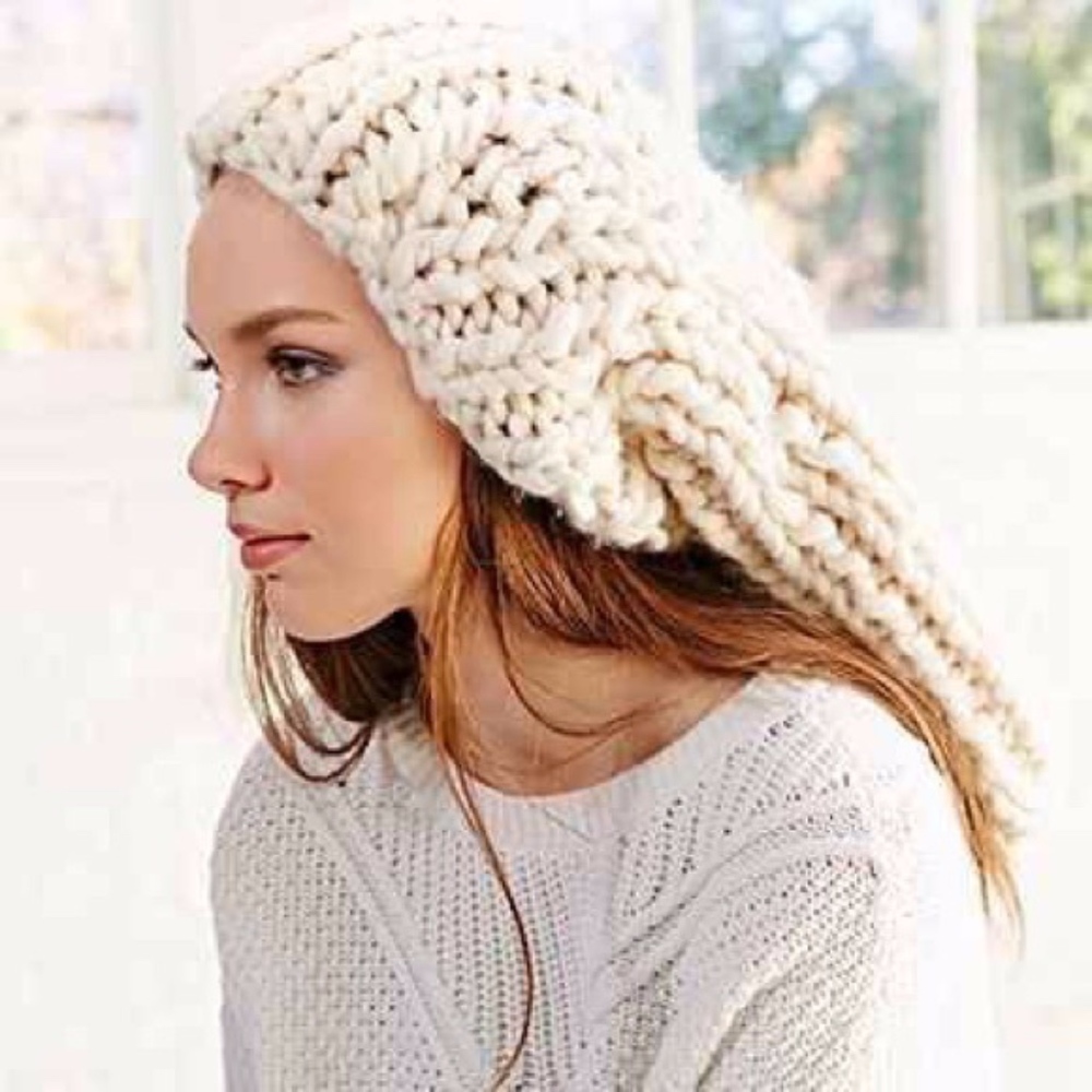 Ecote Chunky Knit Slouchy Beanie Hat in Cream